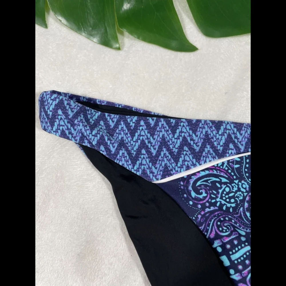 NEW Red Carter Allover Reversible Bikini Bottom Blue/Purple [ S/6 Small‎ ]